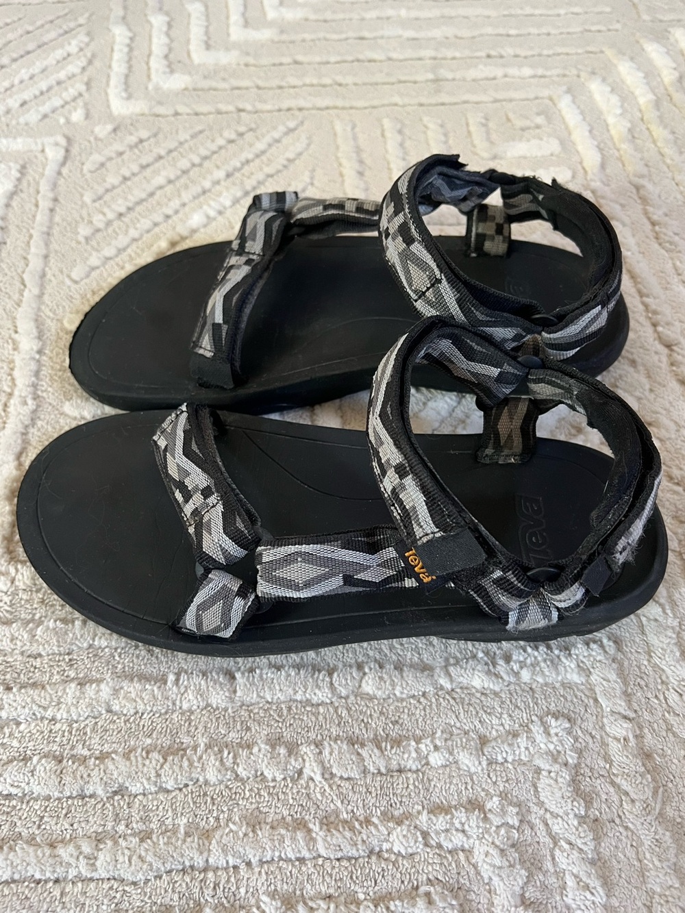 Teva Original Universal Sandals Women’s 8 Black Gray Hiking Sport